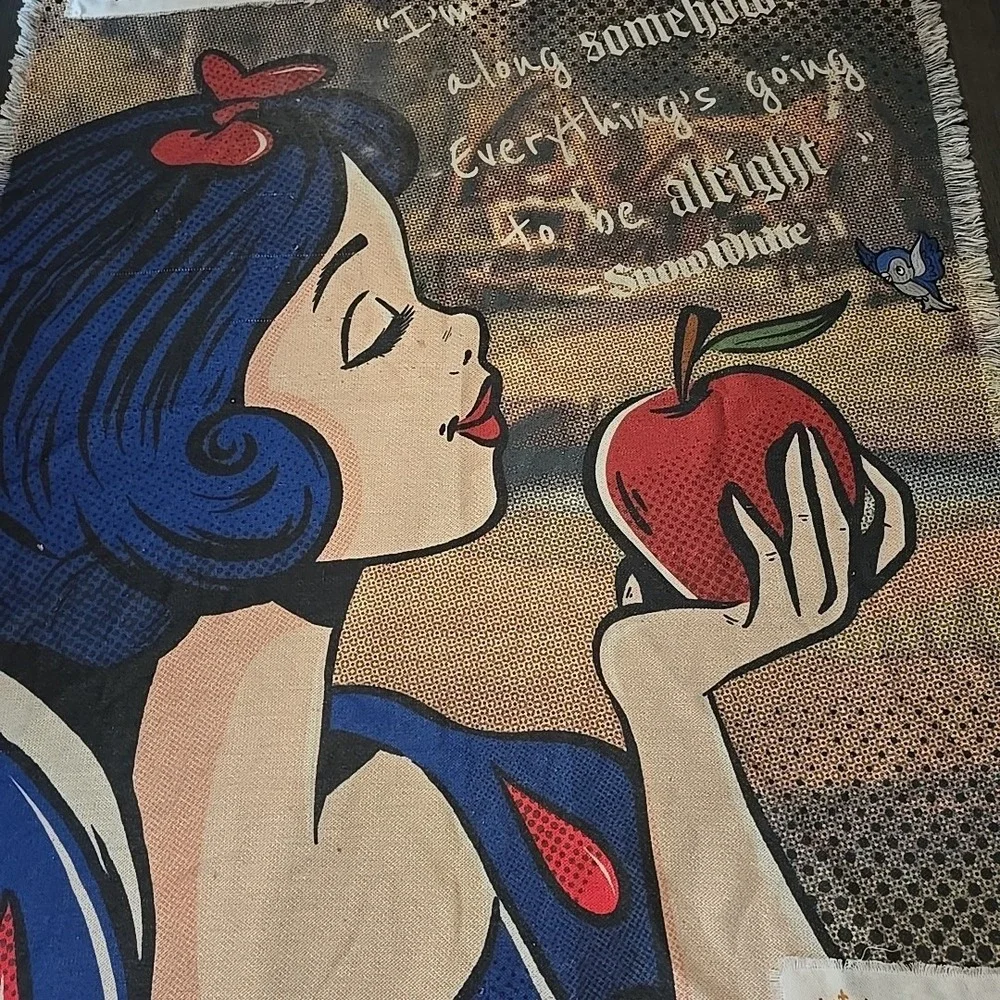 Disney Snow White Princess Celebration Tapestry Throw Blanket 70H x‎ 52W